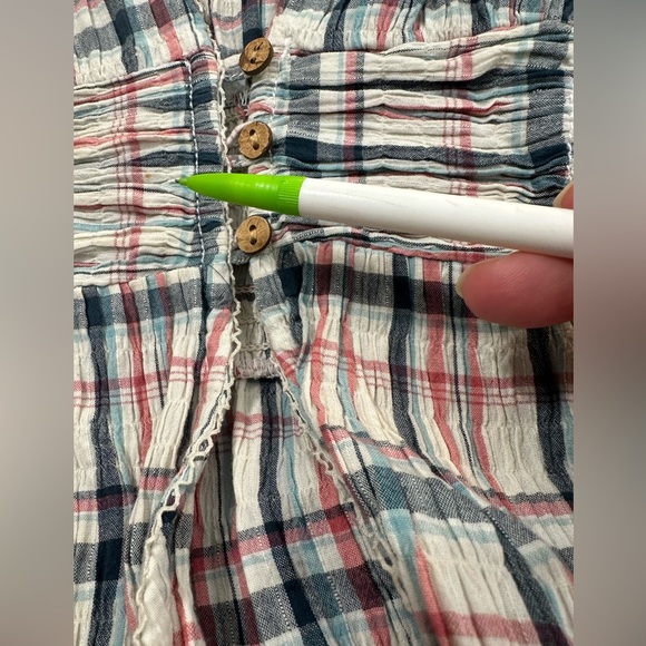 FREE PEOPLE Plaid Crinkle Top Blouse Shirt Ruched Waist Buttons Ivory Pink Blue - Picture 9 of 9